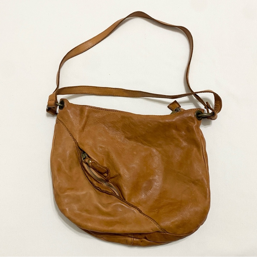 Sundance Zipper Front Slouch Hobo Shoulder Bag Purse Tan Leather